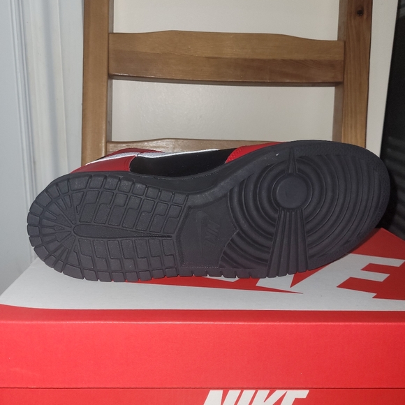 Nike Dunk High Deadpool GS - Picture 5 of 6